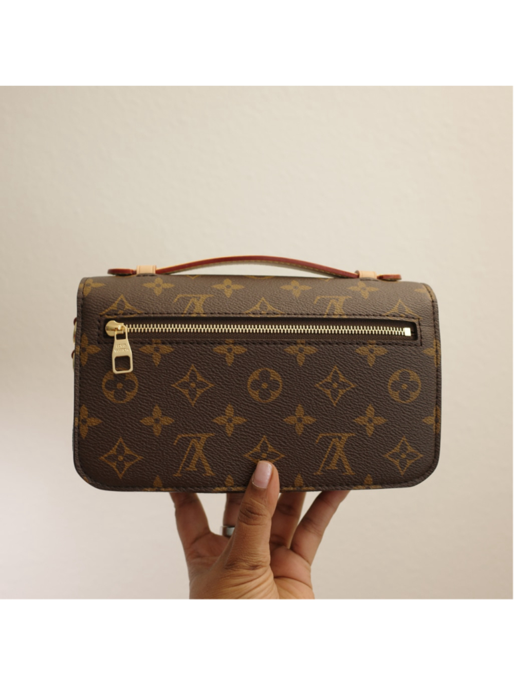 LOUIS VUITTON Monogram Pochette Metis East West - Picture 7 of 16
